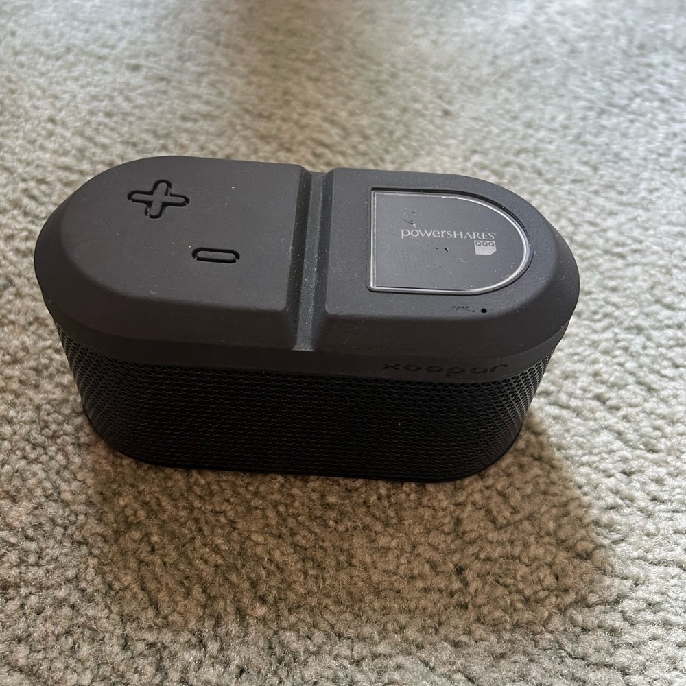 Black Xoopar Bluetooth Speaker